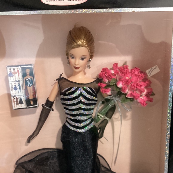Barbie 40th anniversary collectible doll in box - Picture 1 of 9